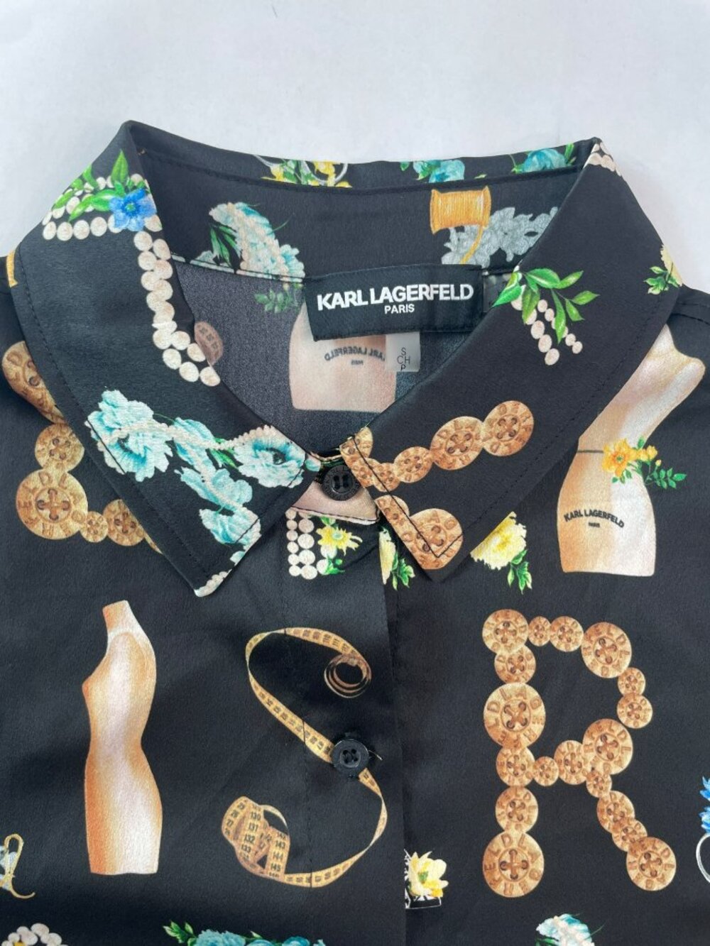 Karl Lagerfeld Paris Black Floral Alphabet Button-Up Shirt Wmns Sz S NWT MSRP$99 - Picture 3 of 7